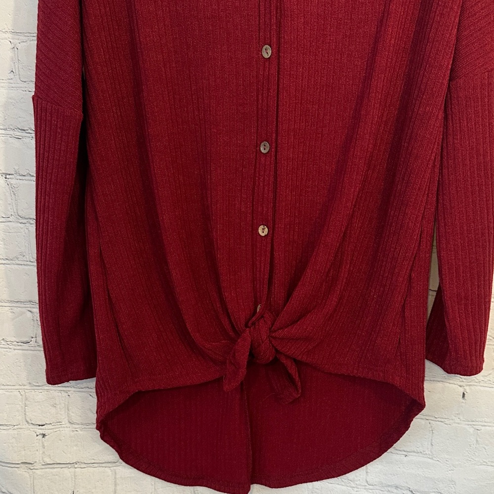 Women's Red Button-Down Tunic Top New - Picture 3 of 5